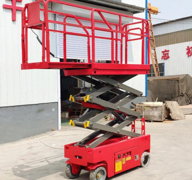 兴山移动剪叉式升降机