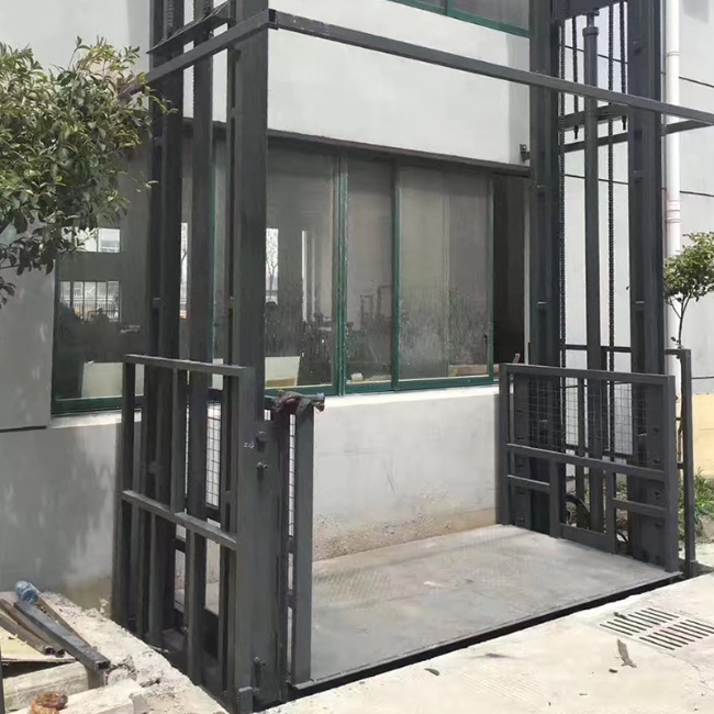 兴山5吨室外升降货梯